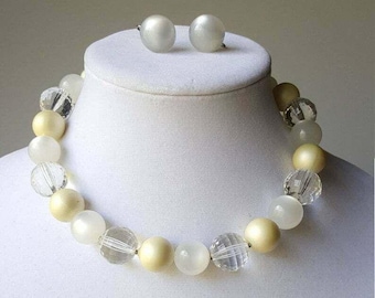 White beaded necklace and earrings set, vintage 1950s choker screwback earrings white moonglow and clear lucite w/ pearl beads