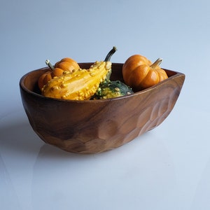 Phil-Craft monkey pod wood centerpiece bowl wooden fruit bowl, paisley shape large serving bowl, retro 1970s home decor
