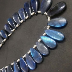 AAA+ Natural Big Size Smooth Labradorite Pears Shape Briolettes Loose Beads 25-28smm Long, Natural Labradorite Gemstone 10 Piece Blue Flashy