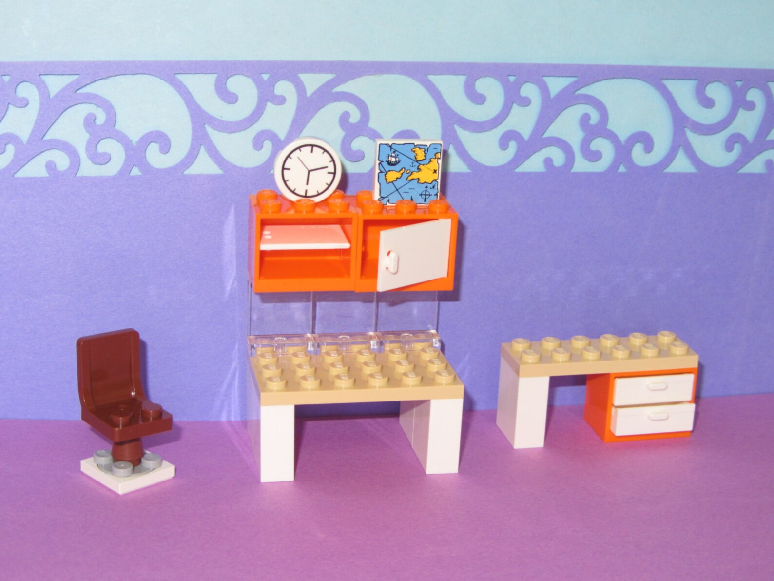 Custom Computer Desk Lap Top Computer Dog 3 Colors Choices no