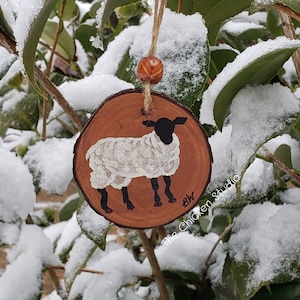 Sheep ornament, Christmas tree, original, farm animals, wood slice, farmhouse, country, wood ornament, Suffolk sheep, Farmer gift, gift