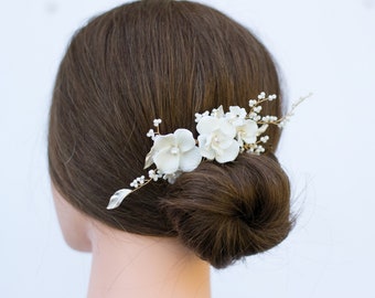 Bridal Hair Comb - Wedding Hair Accessory with pearl and white flowers- H032