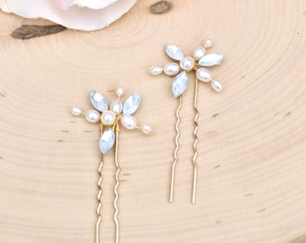 Opal and Pearl hair Pins 2/pc in gold-  Vintage Wedding Haircomb- pearl wedding hair accessory- wedding hairpiece- hair clip pearl- mH024