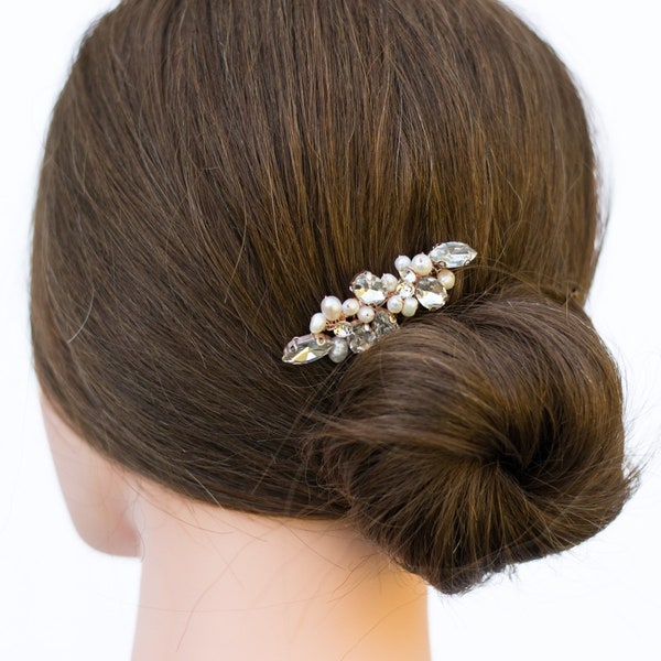 Pearl and Rhinestone Small Hair Comb - Vintage Wedding Hair Piece- pearl wedding hair accessory- wedding hairpiece- vintage hair pearl- H001