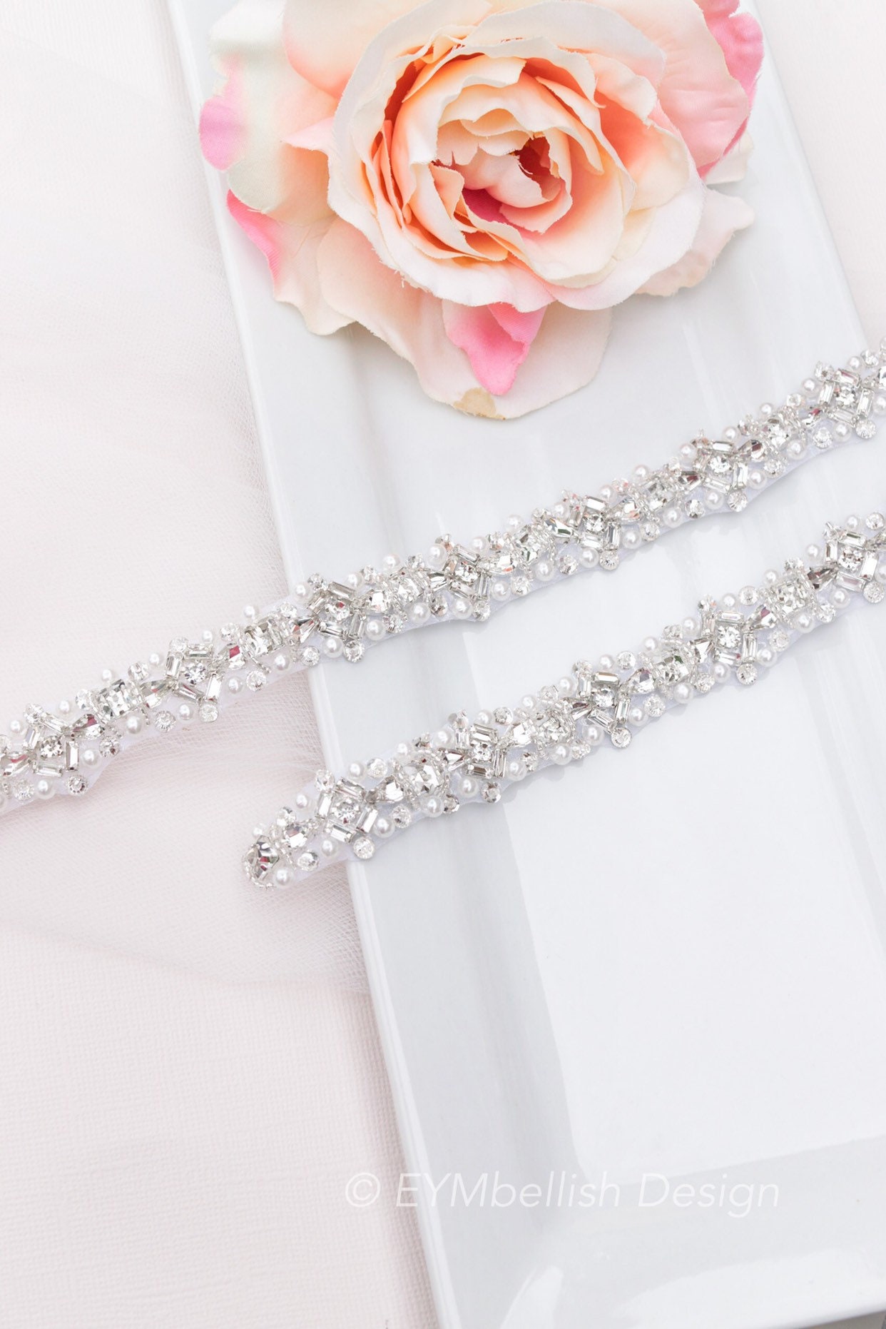Crystal Rhinestone Bridal Belt With Clasp – Bespoke Pearl  display picture 1