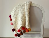 Personalized Pom pom blanket Pompom Wool blanket Unique Knit blanket One of a kind pom poms Bedding Home decor Living room decor Kids room