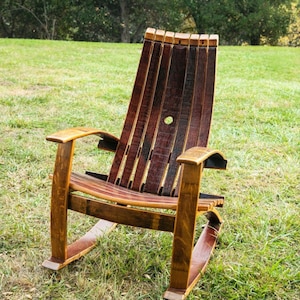 Adirondack Chair, Tables, Wine Barrel Chair, Wine Barrel Furniture , Rustic Chair, Patio Chair, Outdoor Furniture, Barrel Chair Bild 10