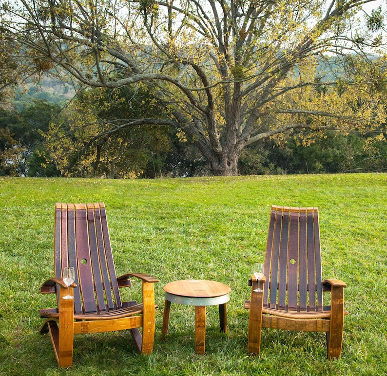 Adirondack Chair, Tables, Wine Barrel Chair, Wine Barrel Furniture , Rustic Chair, Patio Chair, Outdoor Furniture, Barrel Chair Bild 1