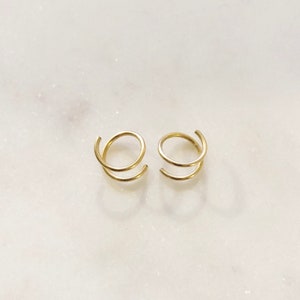 Spiral Hoops // Twist Earrings image 5