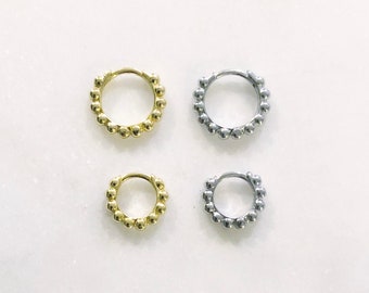 Mini dotted huggie hoops