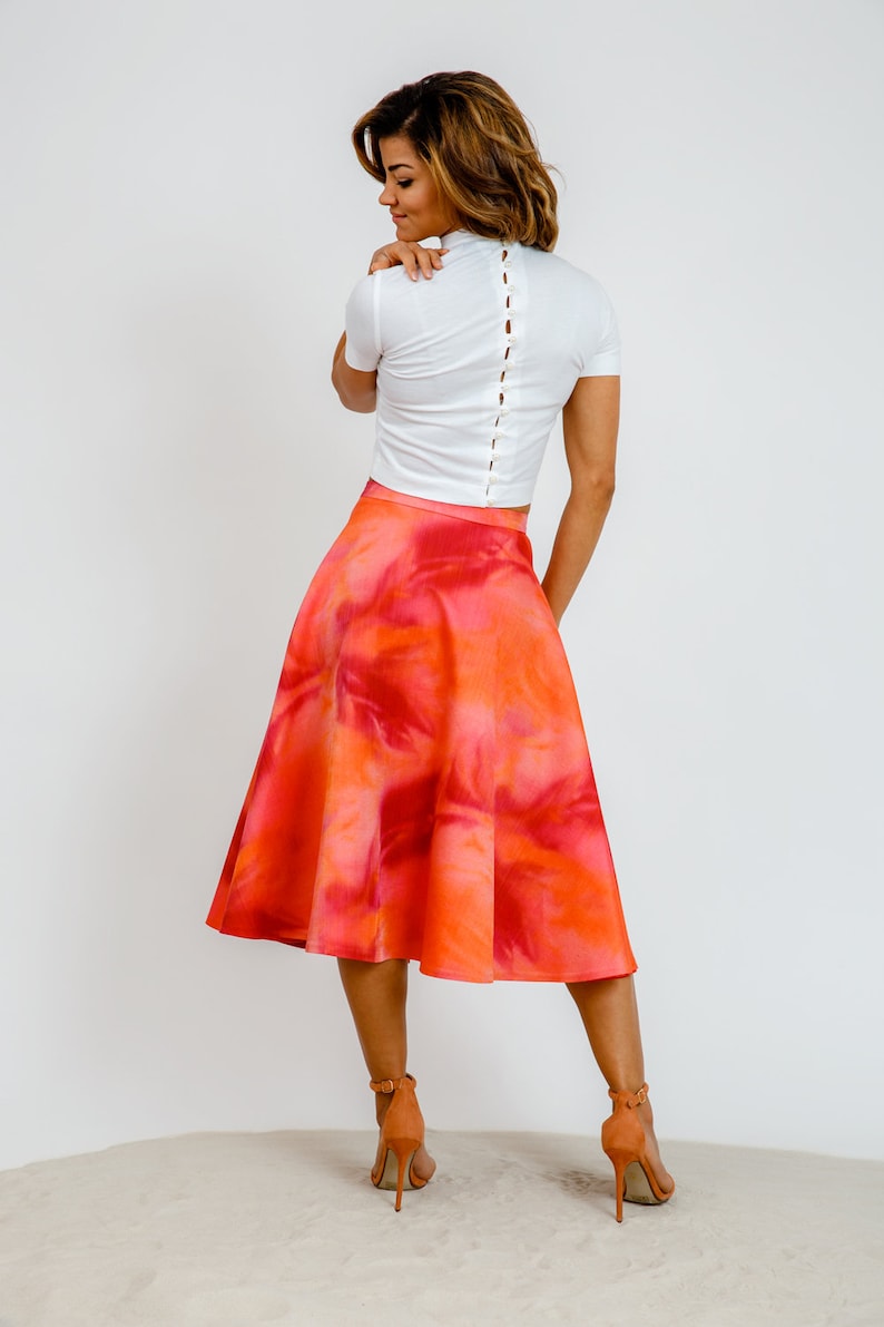 Circle skirt with print, red image 2