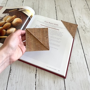 Corner cork bookmark, reader gift, gift for her, gift for him, gifts under 10 dollars, book lover gift, page saver, page mark, teacher gift
