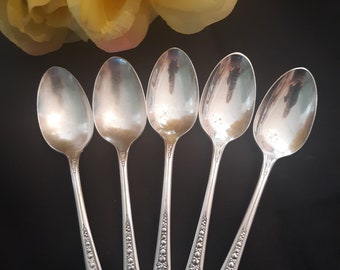 William Rogers Silver Plated Tea Spoons, Avalon Cabin Pattern Set