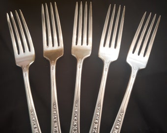 Vintage Set of 5 Wm Rogers Mfg. Co Priscilla LadyAnn Fork