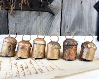 Mixed set of 6 NOAH Cow Bells with small imperfections and antique finish, Brass Gold color, swiss jingle cattle bell, christmas DIY decor