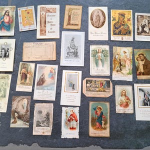 Set van 23 antieke religieuze kaarten, Franse vintage, communie, gebed, priesters, bisschoppen, verzamelobjecten, katholiek, kortstondig