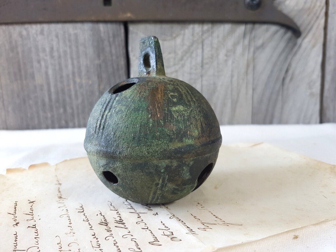 XL Antique Crotal Bell Round Rumble Bell No 5 Cast Iron Etsy XL Antique Crotal Bell Round Rumble Bell No 5 Cast Iron Etsy