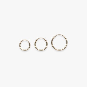 Minimal plain golden hoop earring | Endless hoop | Price per piece or per pair | Gold filled
