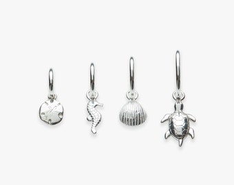 Minimalistic hoop earring with Deep Sea charm | Sanddollar, seahorse, shell, turtle | Sterling silver