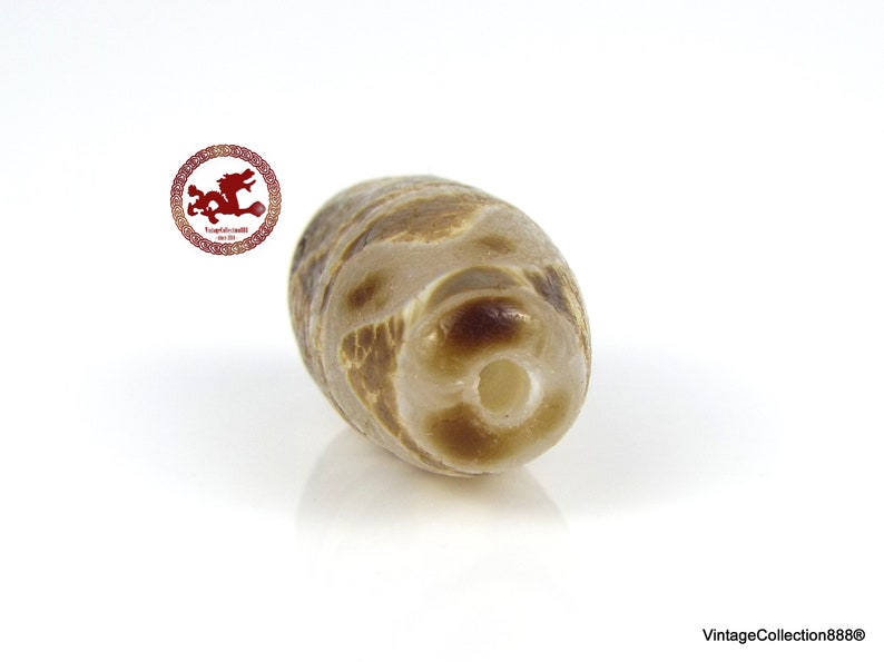 Antique, worn and small agate bead Dzi, Tibetan DZI Tiger Tooth with Dragon skin, Tibetan agate bead, tribal Dzi beads image 7