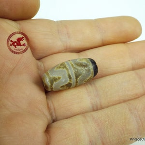 Antique, worn and small agate bead Dzi, Tibetan DZI Tiger Tooth with Dragon skin, Tibetan agate bead, tribal Dzi beads image 10
