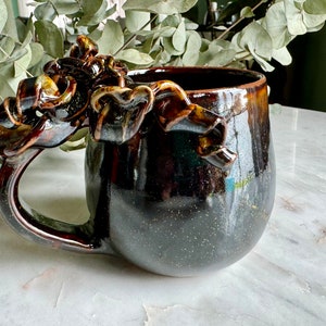 Curly Mug 15fl oz image 1