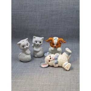 Vintage Cute Playful Cats And Dogs  Salt And Pepper Shaker