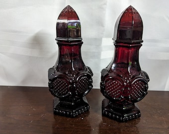 Avon Vintage Cape Cod Ruby Red Glass kitchen Salt and Pepper Shakers Set 4.5”