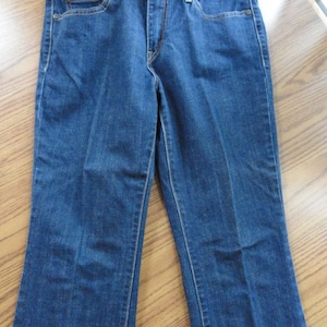 Levi&#39;s 515 Vintage Jeans for Women, Boot Cut, Dark Wash, Size 6