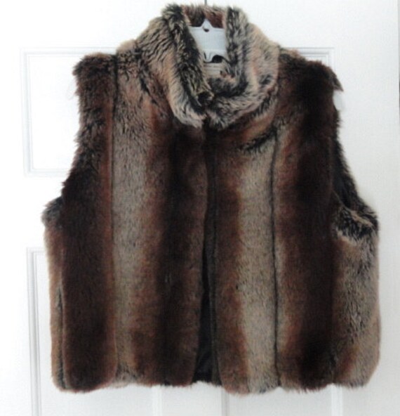 Vintage Faux Fur Vest, 1990's, Size Large Time Ke… - image 1