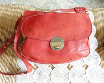 Rare Tre Vero 1980's Leather Vintage Handbag, Time Keepers Attic Find by Pooch Pie Collection