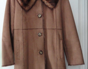 Nine West Vintage Coat, Faux Suede with Faux Fur Collar, Size Large