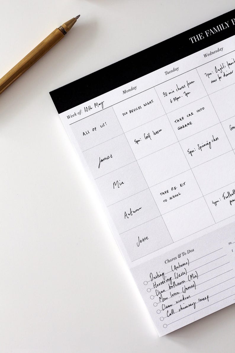 Weekly Family Planner Notepad | Minimal Family Weekly Calendar and Schedule with Meal Planner | A4 Weekly Desk Pad | Gift for Mum Under 10 image 6