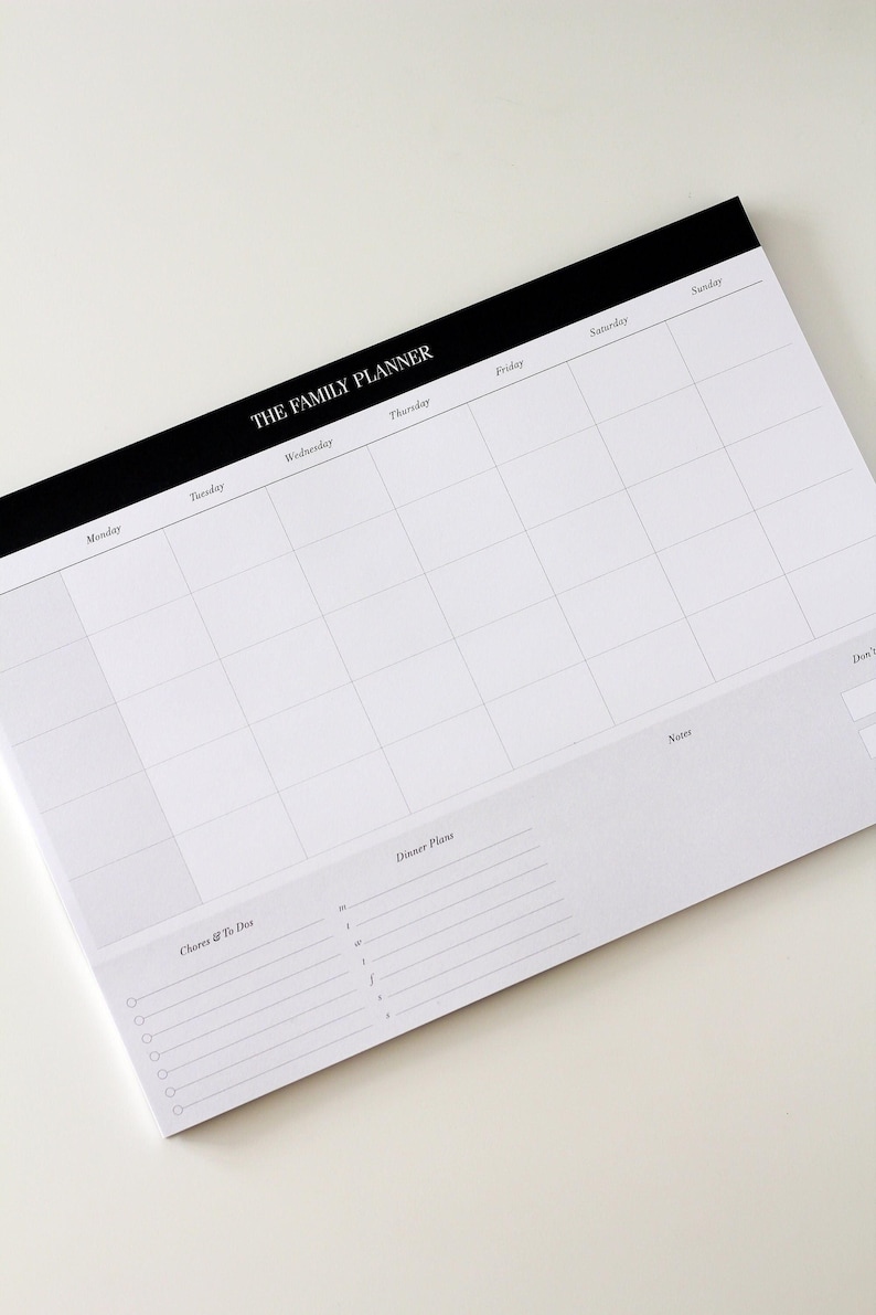 Weekly Family Planner Notepad | Minimal Family Weekly Calendar and Schedule with Meal Planner | A4 Weekly Desk Pad | Gift for Mum Under 10 image 3