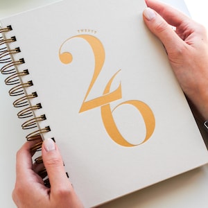 2026 Tagebuch und Planer | Woche zur Ansicht A5 | 2026 Wochenplaner mit Jahresübersicht, Monats- und Wochenseiten | Spiralbindung