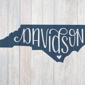 Davidson, Charlotte, CLT, Mapa del Estado, Carolina del Norte, Oh Carolina, NC, Lettered a mano, Cricut, Silhouette, SVG, Archivo de corte digital, Imprimible
