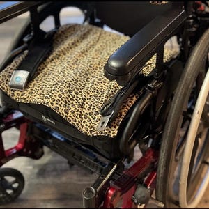 Female Waterproof Wheelchair Cushion Protective Pad Cover Girl Teen Adult Special Needs Dignity Pad Cushion Cover Saver FLAT Unicorn Floral