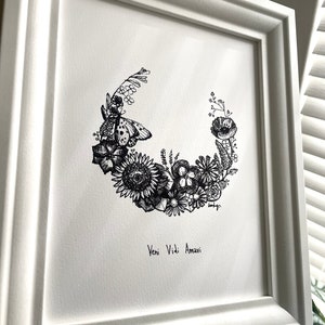 Corona di fiori selvatici "Veni vidi amavi" (latino: sono venuto, ho visto, ho amato) stampa d'archivio, carta leggermente ruvida. Regalo per la persona cara