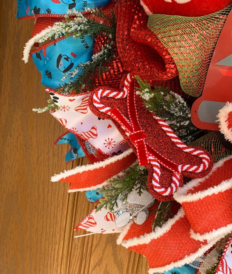 Christmas Dog Wreath Christmas Dog Wreaths Christmas Wreaths Etsy