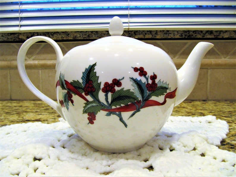 Christmas teapot, Bone China Christmas Teapot fine quality china teapot Holiday Garden ribbons and Holly full size pot Martha Stewart