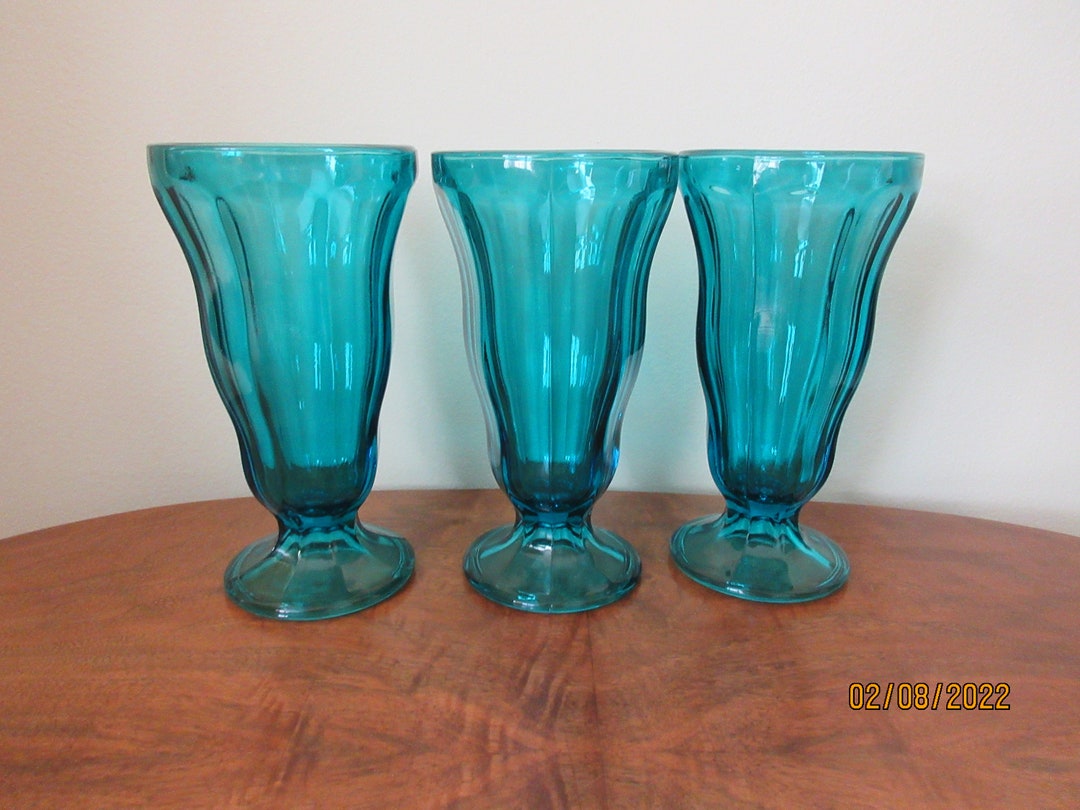 Anchor Hocking Vintage Sundae Glasses. Parfait Glasses, Ice Cream