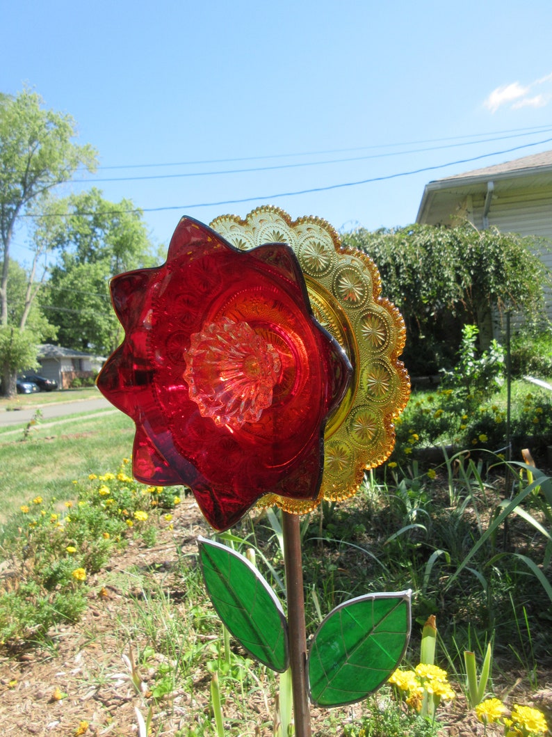 Plate Flower Glass Yard Art Flower Garden Ornament Etsy