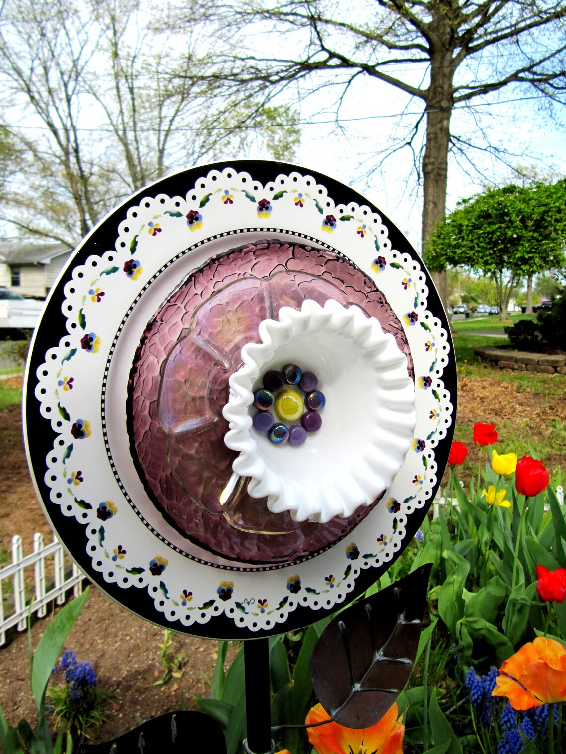 Plates Garden Art at Flora Whittaker blog