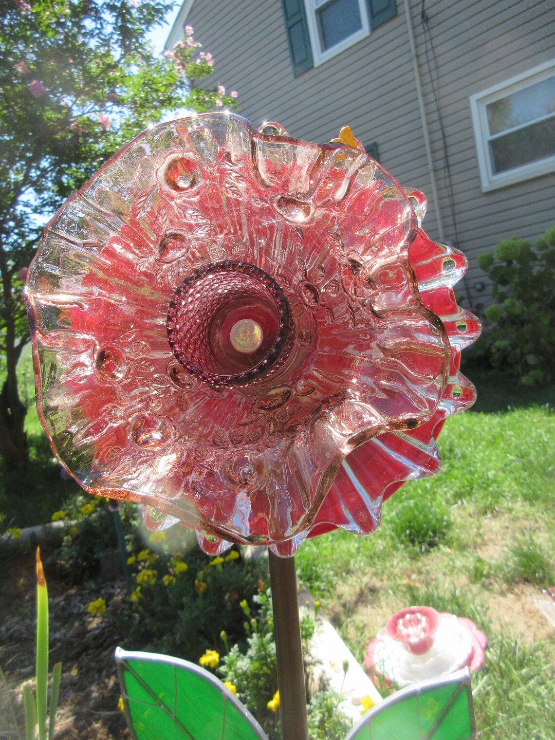 Plate Flower Glass Yard Art Flower Garden Ornament Etsy