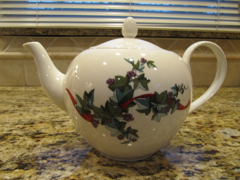 Christmas teapot, Bone China Christmas Teapot fine quality china teapot Holiday Garden ribbons and Holly full size pot Martha Stewart