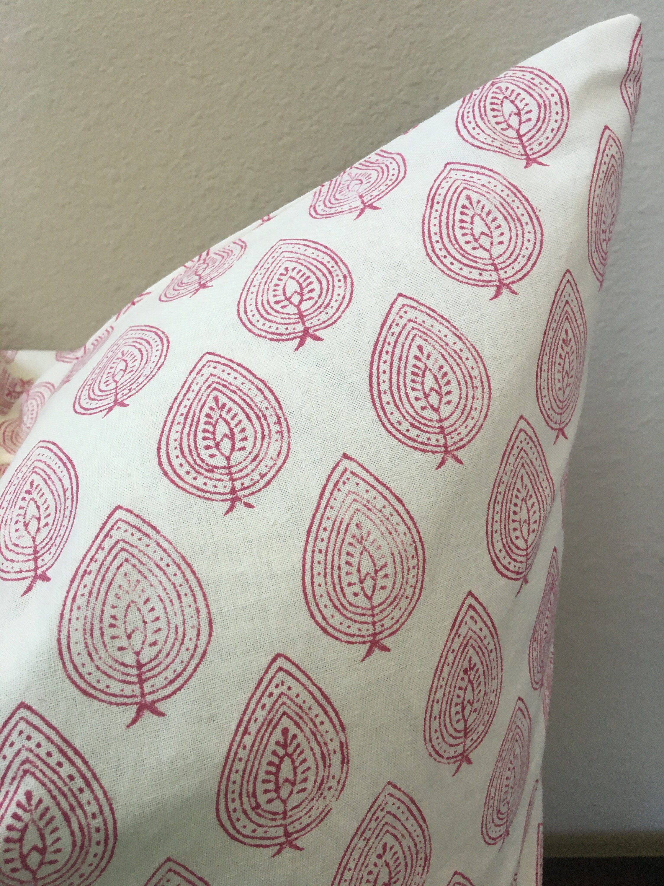 red pillow cover, 20x20 pillow cover, cushion covers, decorative pillows 20 inch, pillow cover raspberry,  red leaves pillows, pillows