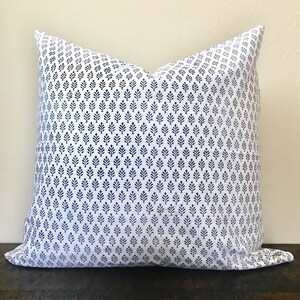 gray pillow covers, grey cushion cover, 20x20 pillows, grey pillow cover, pillow cases, throw pillow covers, sofa pillows, handblock printed
