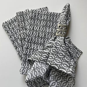 graue Stoffservietten / Stoffservietten / wiederverwendbar / Stoffservietten / Stoffservietten / Stoffservietten / Stoffservietten