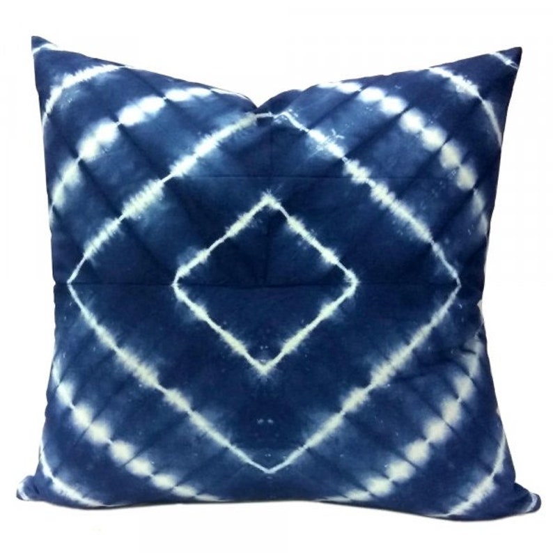 shibori pillowcase throw pillow covers boho pillows Indigo shibori cushion cover Tie dye pillows royal blue pillows blue white cushion