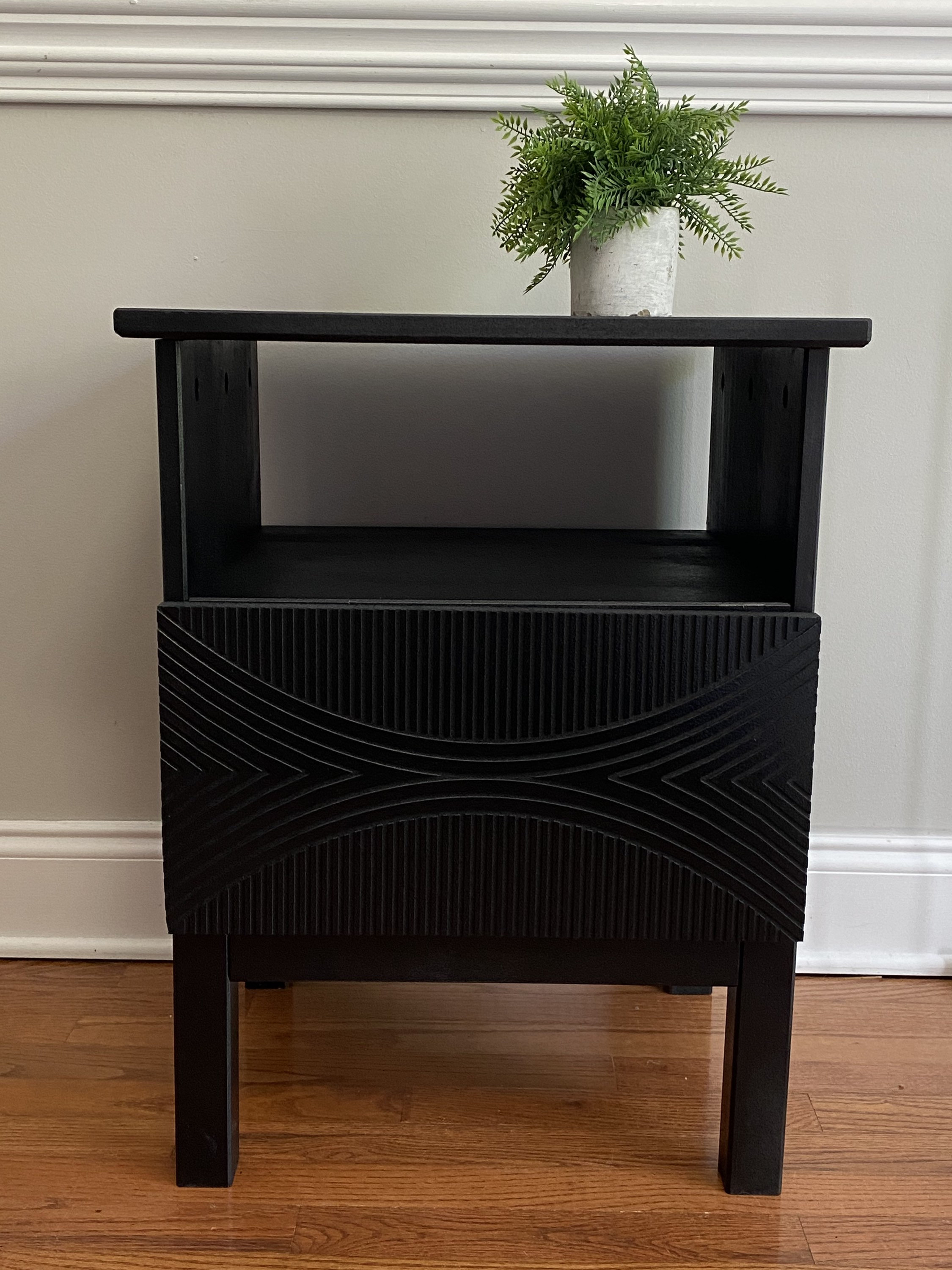 Tarva bedside store table ikea